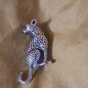 Silver-Tone Leopard Brooch with Blue Accent - Women's Jewelry